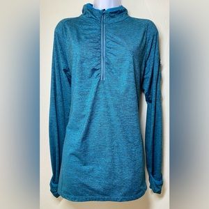 Women’s long sleeve athletic top